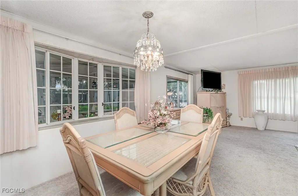 5 Aloe Street Alva FL 33920