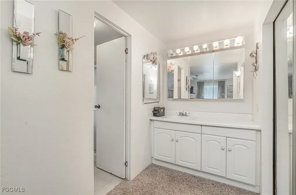 5 Aloe Street Alva FL 33920