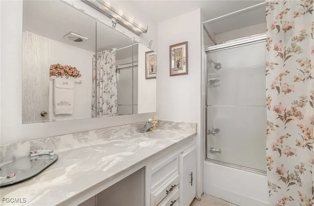 5 Aloe Street Alva FL 33920