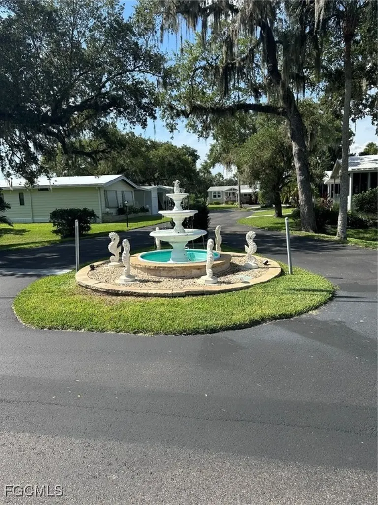 5 Aloe Street Alva FL 33920