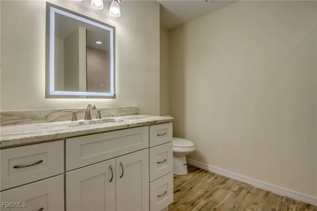 6425 Royal Woods Drive Fort Myers FL 33908