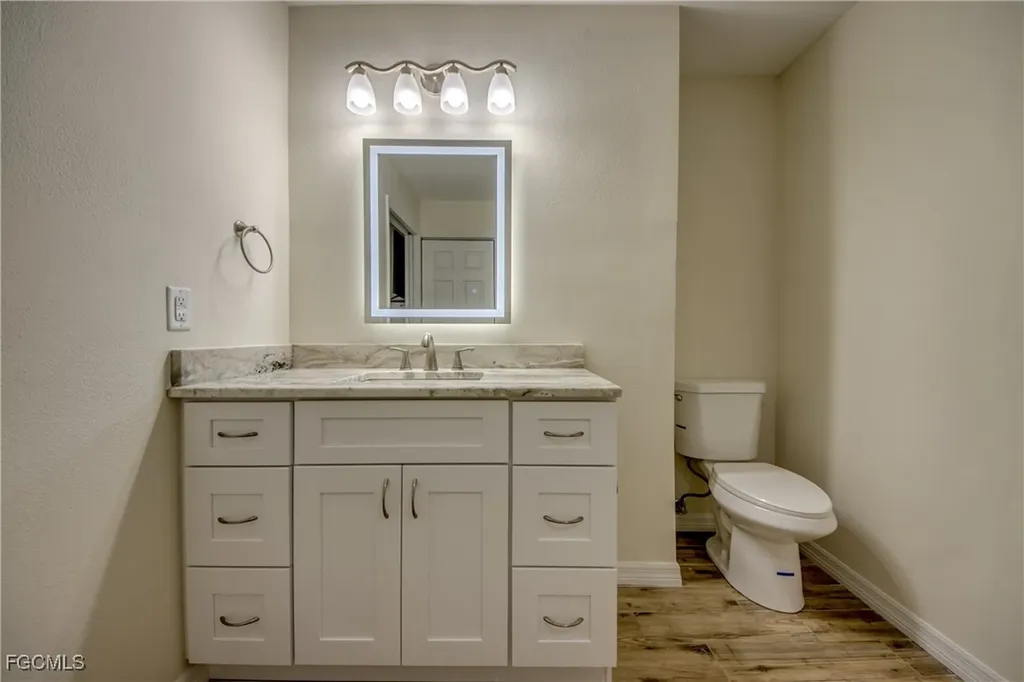 6425 Royal Woods Drive Fort Myers FL 33908