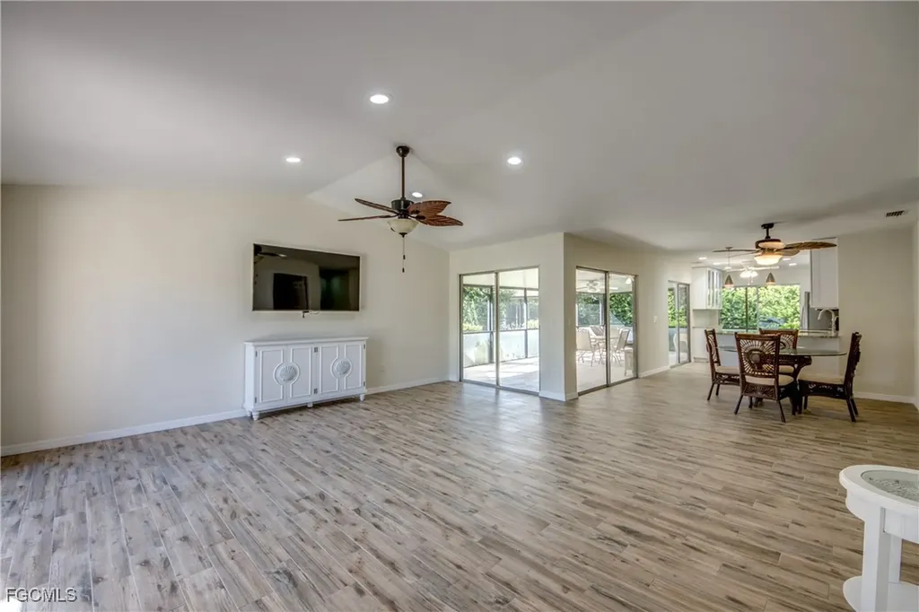 6425 Royal Woods Drive Fort Myers FL 33908