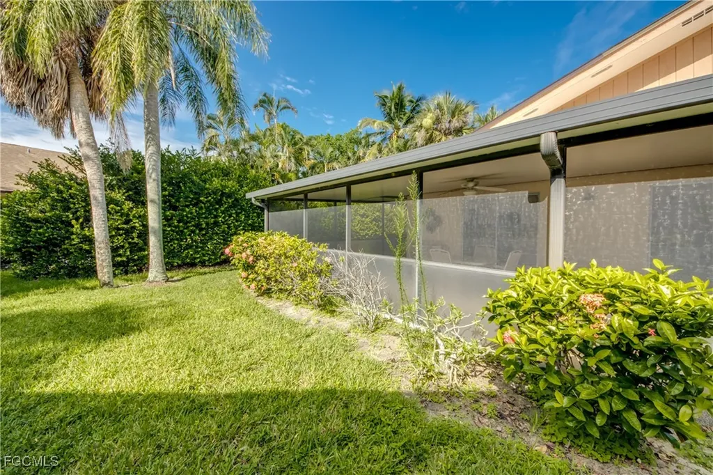 6425 Royal Woods Drive Fort Myers FL 33908