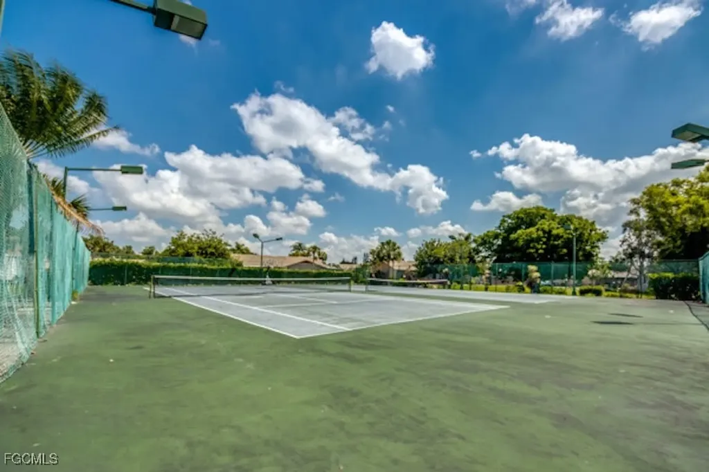 6425 Royal Woods Drive Fort Myers FL 33908