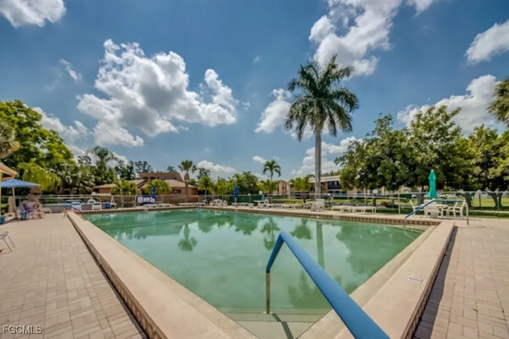 6425 Royal Woods Drive Fort Myers FL 33908