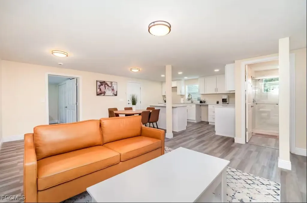 203 Kingston Drive Fort Myers FL 33905