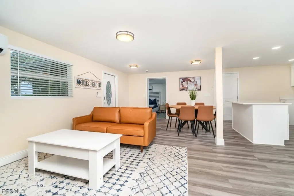 203 Kingston Drive Fort Myers FL 33905