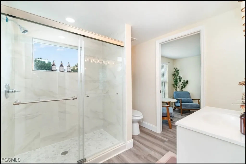 203 Kingston Drive Fort Myers FL 33905