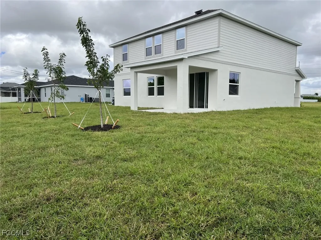 314 NE 23rd Terrace Cape Coral FL 33909