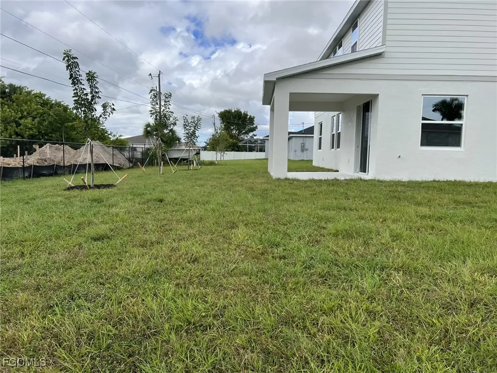 314 NE 23rd Terrace Cape Coral FL 33909