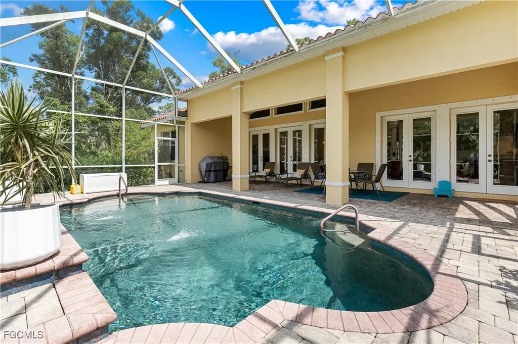 47 Jacaranda Parkway E Cape Coral FL 33909