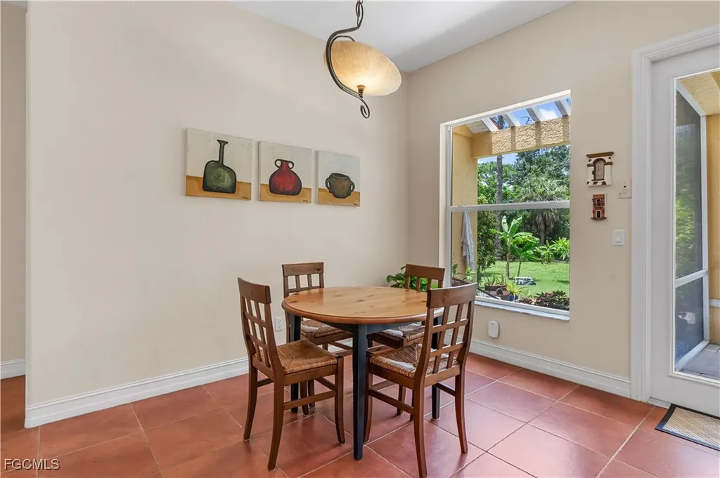 47 Jacaranda Parkway E Cape Coral FL 33909