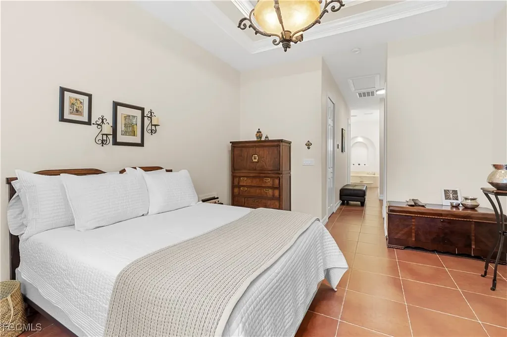 47 Jacaranda Parkway E Cape Coral FL 33909