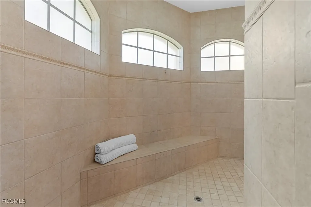 47 Jacaranda Parkway E Cape Coral FL 33909