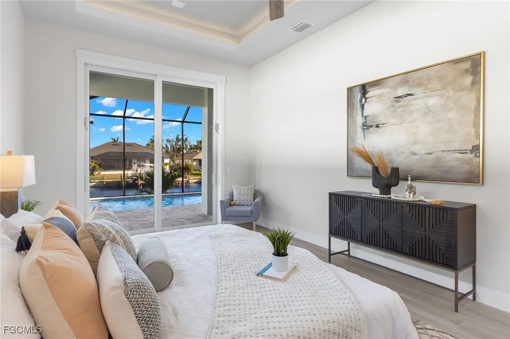 2129 Cape Coral Parkway W Cape Coral FL 33914