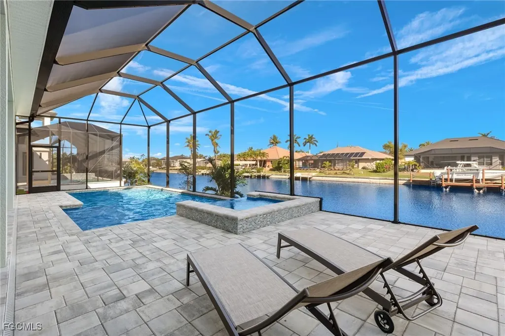 2129 Cape Coral Parkway W Cape Coral FL 33914