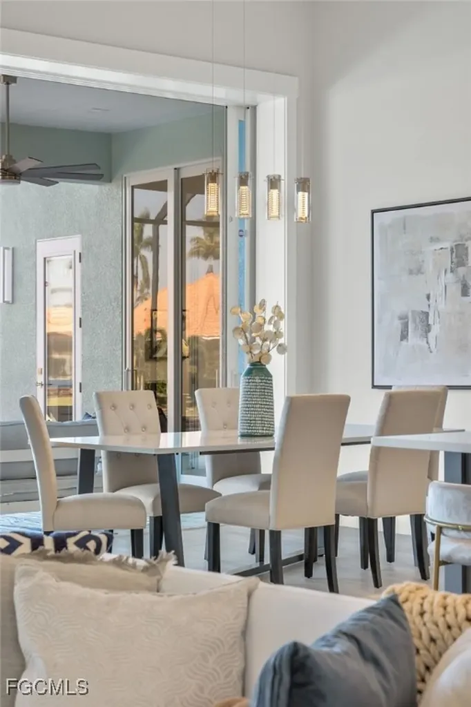 2129 Cape Coral Parkway W Cape Coral FL 33914