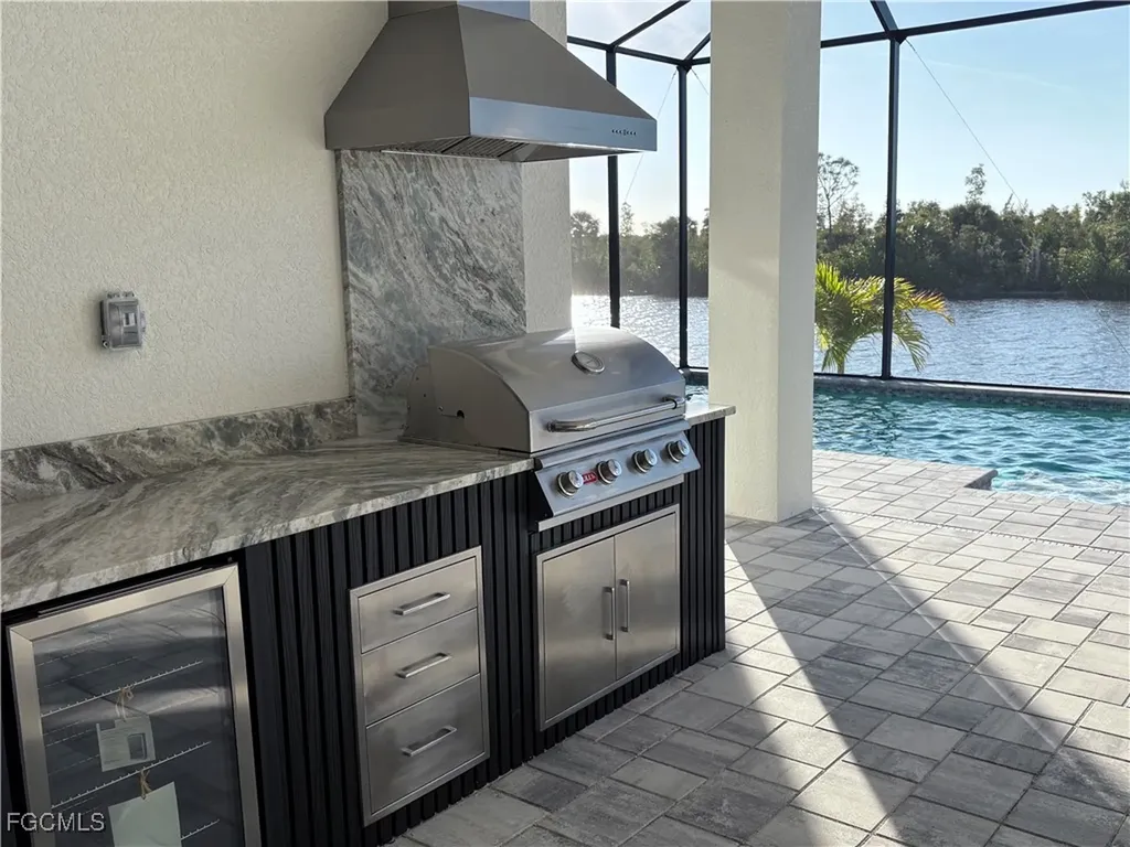 2129 Cape Coral Parkway W Cape Coral FL 33914