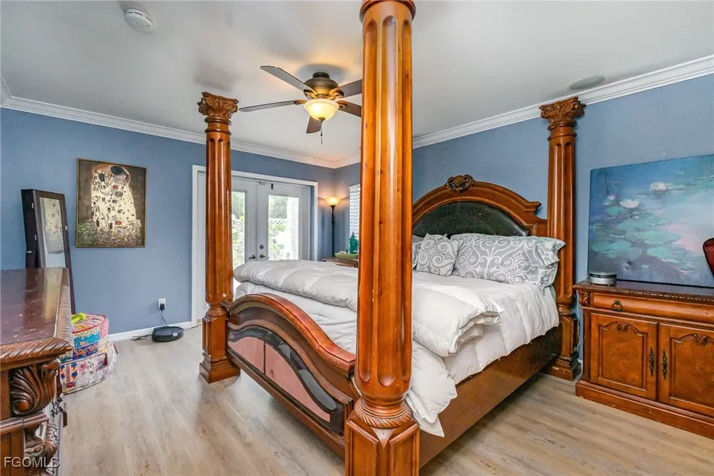 142 NE 4th Street Cape Coral FL 33909