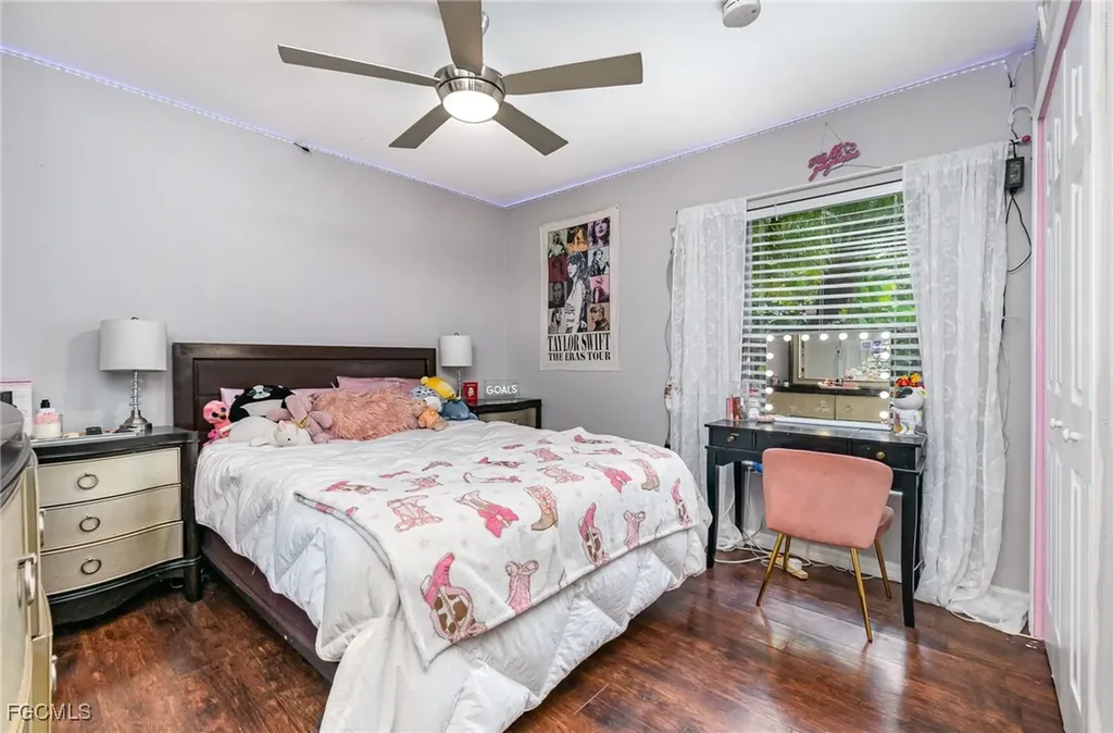 142 NE 4th Street Cape Coral FL 33909