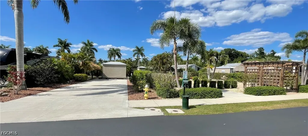 10327 Prairie Iris Trail Fort Myers FL 33905
