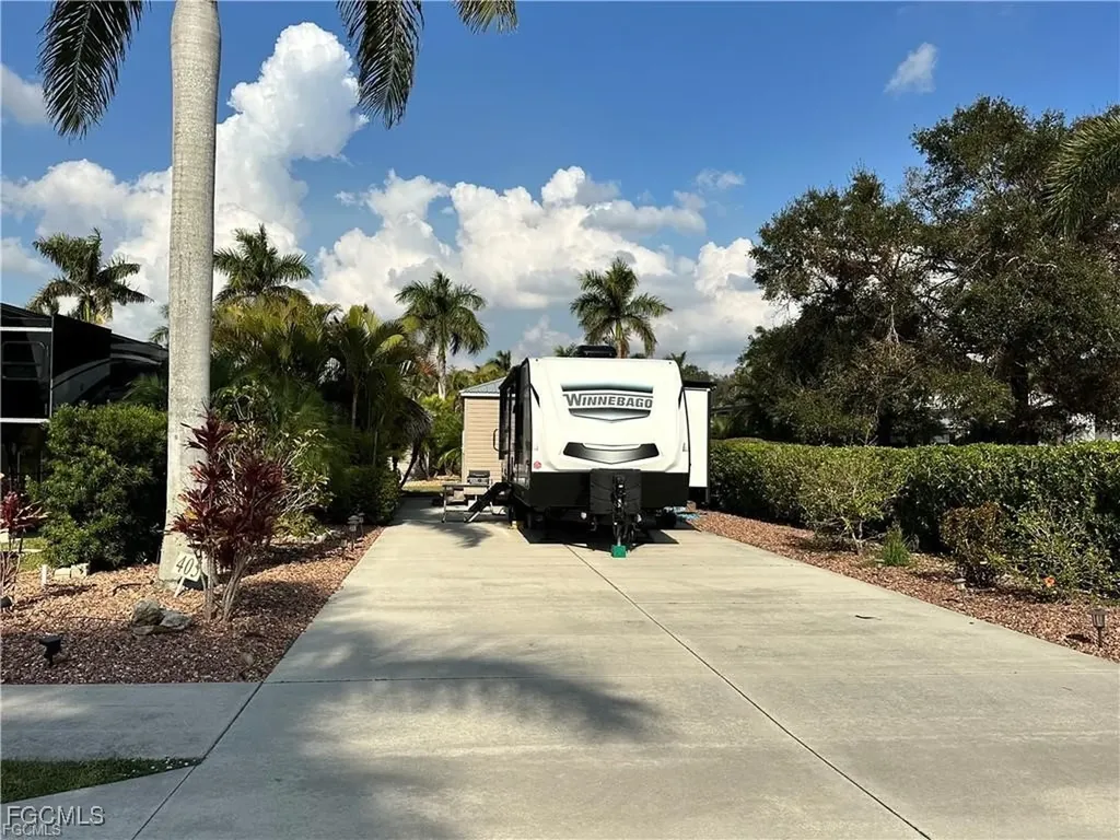 10327 Prairie Iris Trail Fort Myers FL 33905