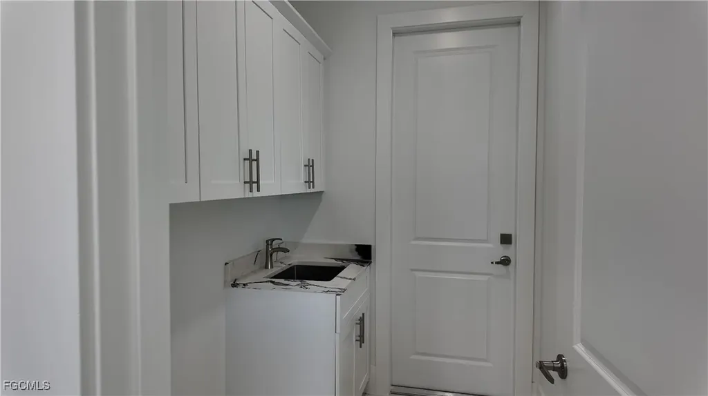 1708 El Dorado Boulevard N Cape Coral FL 33993