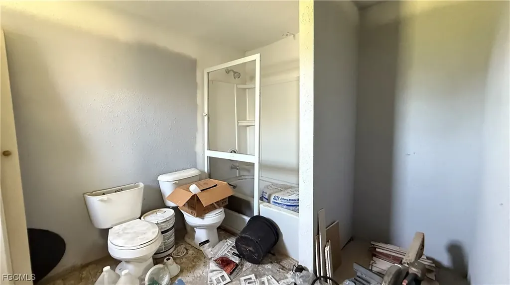 23435 Carolyn Lane Fort Myers FL 33913