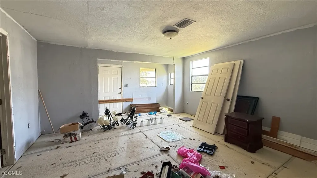 23435 Carolyn Lane Fort Myers FL 33913