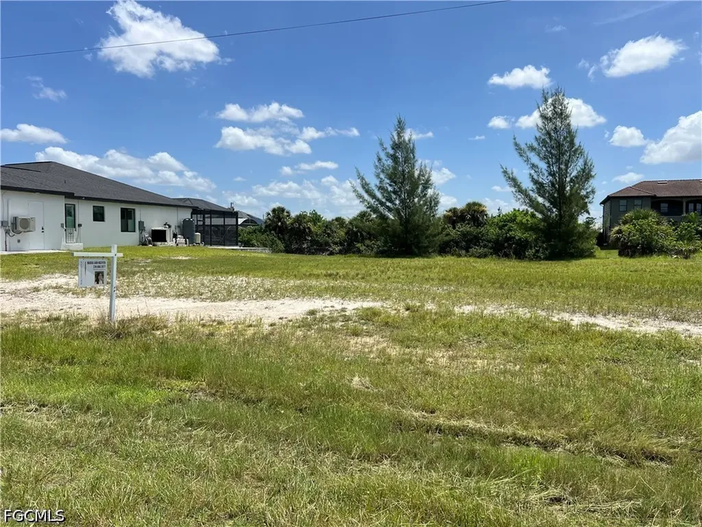 2021 Old Burnt Store Road N Cape Coral FL 33993