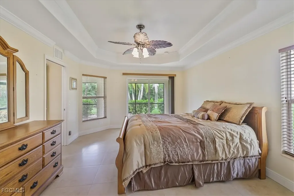 2448 Miracle Parkway Cape Coral FL 33914