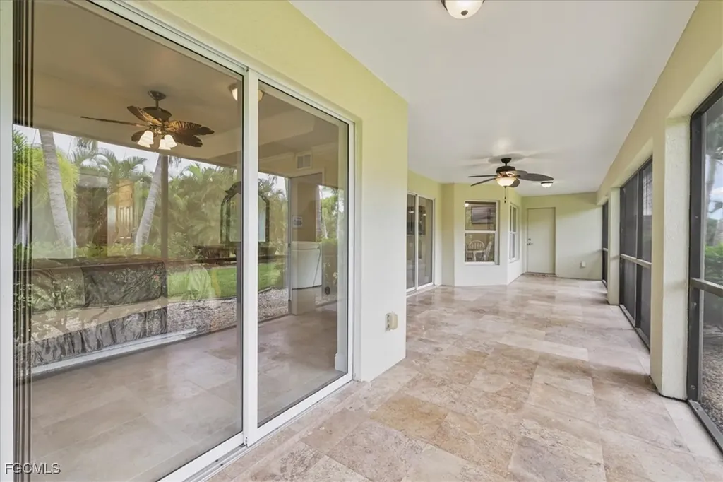 2448 Miracle Parkway Cape Coral FL 33914