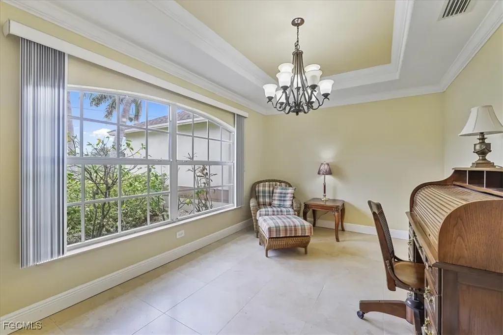 2448 Miracle Parkway Cape Coral FL 33914