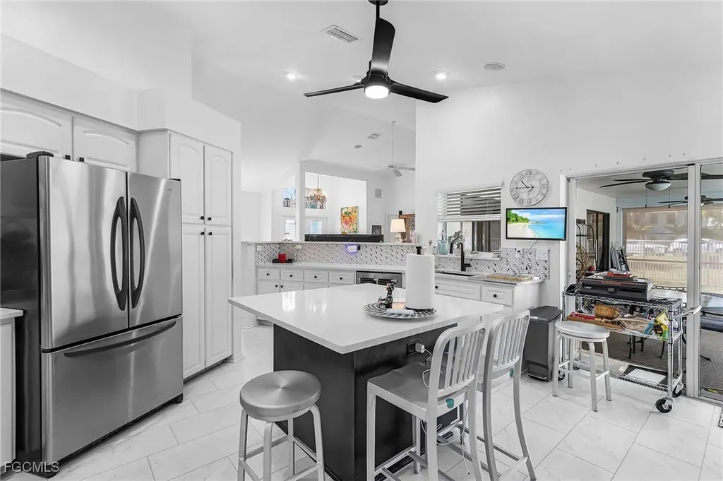 2920 SE 22nd Place Cape Coral FL 33904