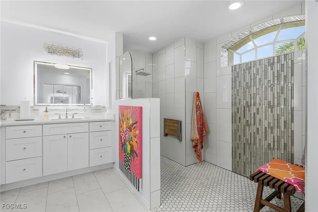 2920 SE 22nd Place Cape Coral FL 33904