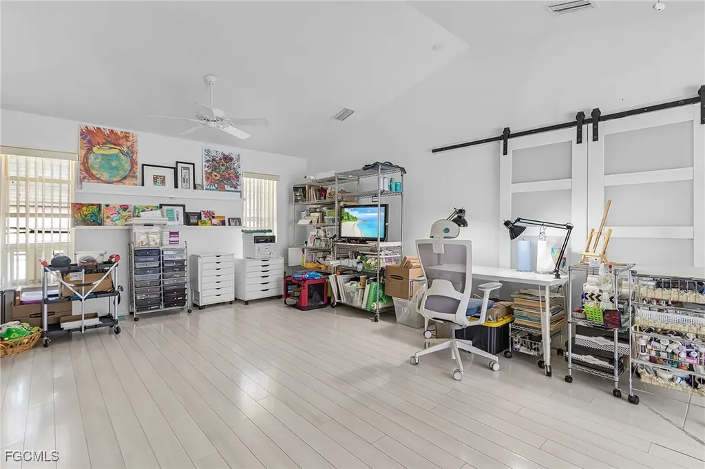 2920 SE 22nd Place Cape Coral FL 33904