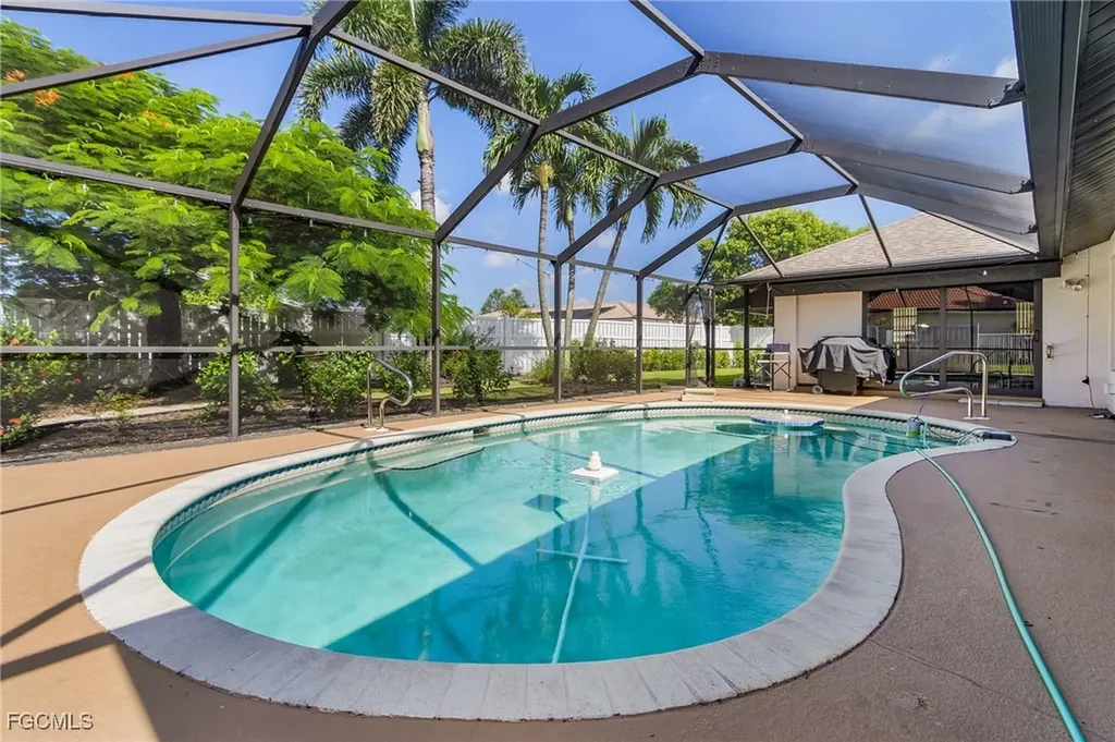 2920 SE 22nd Place Cape Coral FL 33904