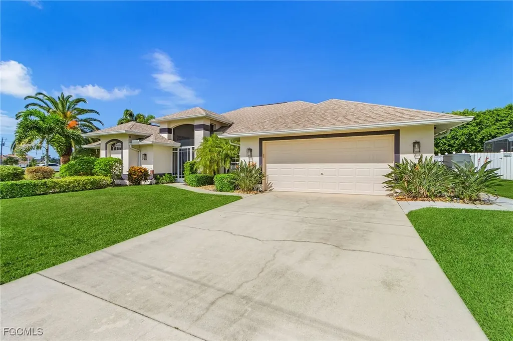 2920 SE 22nd Place Cape Coral FL 33904