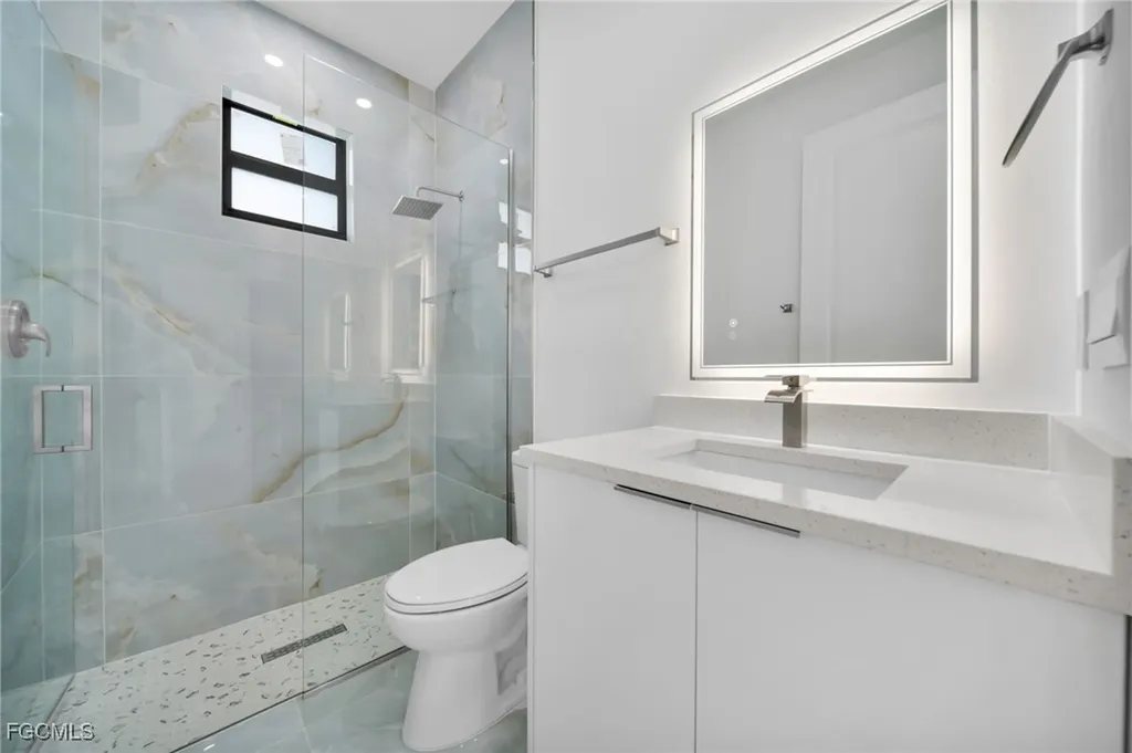 1922 NE 17th Avenue Cape Coral FL 33909