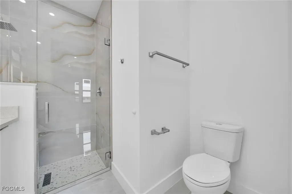 1922 NE 17th Avenue Cape Coral FL 33909