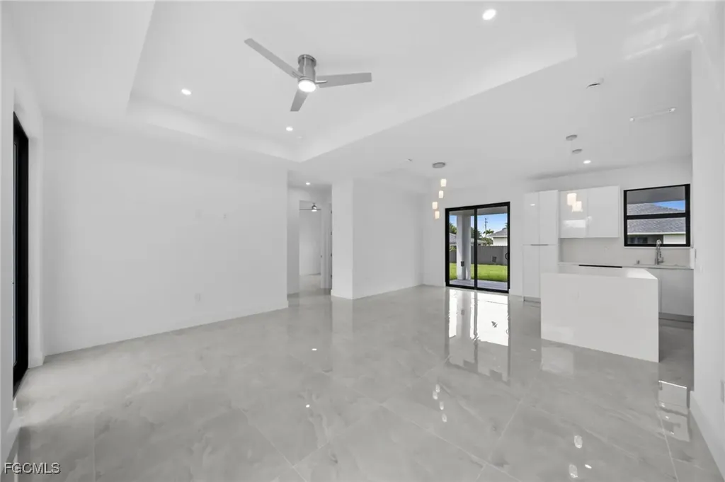 1922 NE 17th Avenue Cape Coral FL 33909