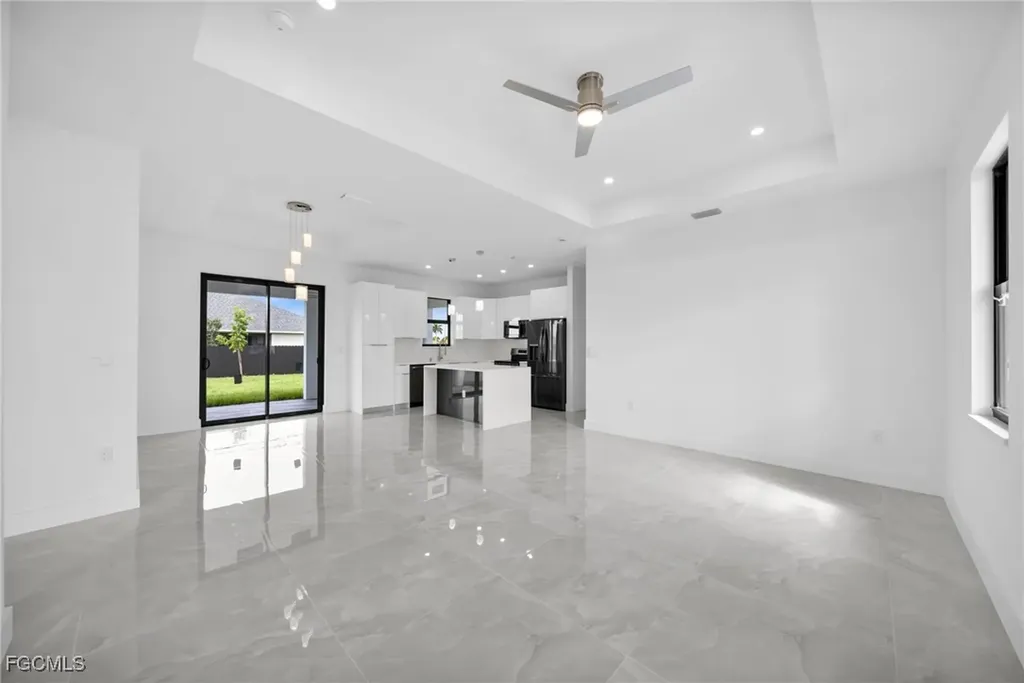 1922 NE 17th Avenue Cape Coral FL 33909