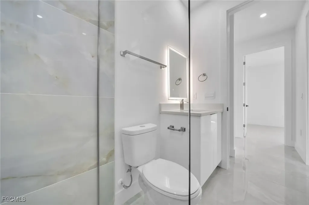 1922 NE 17th Avenue Cape Coral FL 33909