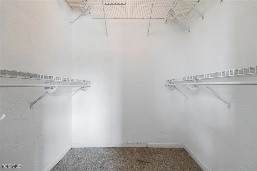 5569 Pendlewood Lane Fort Myers FL 33919