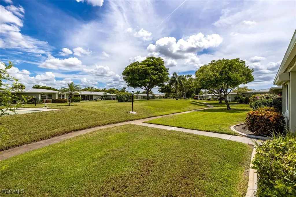 5569 Pendlewood Lane Fort Myers FL 33919