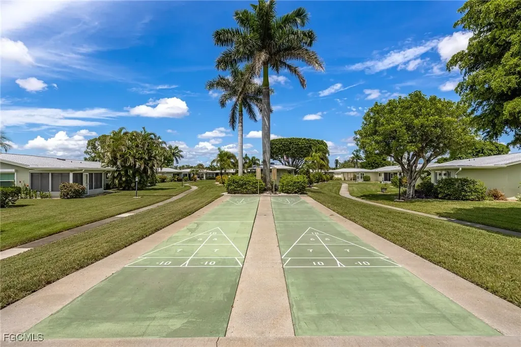 5569 Pendlewood Lane Fort Myers FL 33919