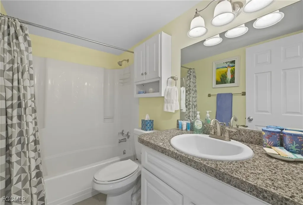 16881 Davis Road Fort Myers FL 33908