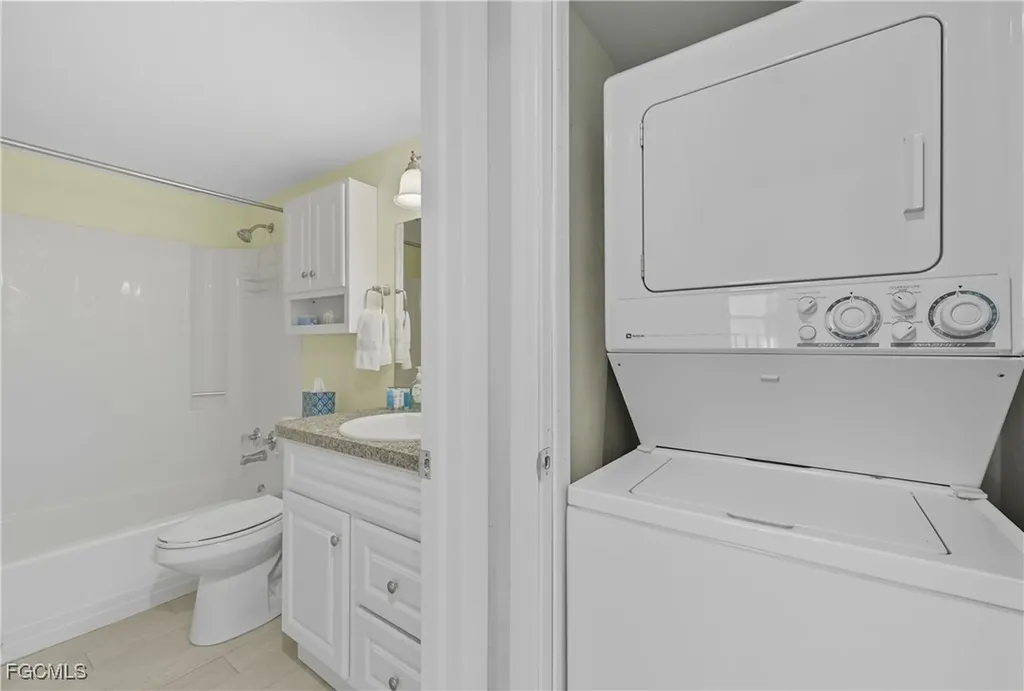 16881 Davis Road Fort Myers FL 33908