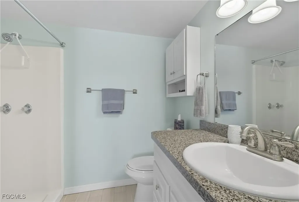 16881 Davis Road Fort Myers FL 33908